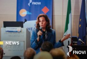 Consiglio Nazionale FNOVI: la consegna del premio “Il Peso delle Cose” e l’annuncio della laurea honoris causa in medicina e chirurgia a Ilaria Capua