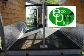 Ecoplus: al Salone del Cavallo Americano propone le lastre in gomma ammortizzanti e non scivolose per i pianali di trailer a garanzia di sicurezza e benessere
