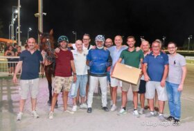 Ippodromo di Cesena: martedì 8 luglio, sette, degustazione di vini Nicolucci e corsa Tris