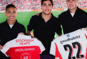 Scambio di maglie tra Íñigo e i calciatori del PSV Eindhoven