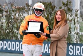 Nel venerdì di trotto all’ippodromo Snai San Siro Ghiacco si aggiudica il Premio Geremia Fi (TQQ), mentre In The Night Gar toglie l’etichetta di Maiden